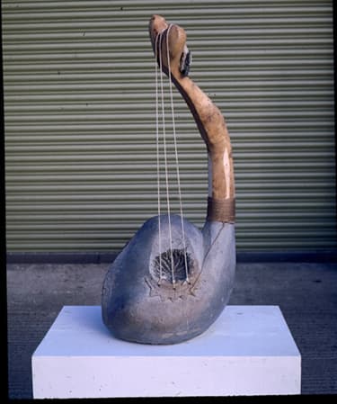 Sculpture Cirene 1989 by Tapfuma Gutsa